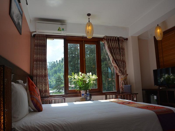 Elite-Sapa-Hotel-Deluxe_Room-2.JPG