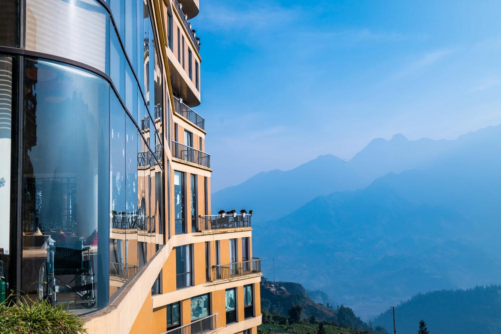 amazing_sapa_building_3.jpg