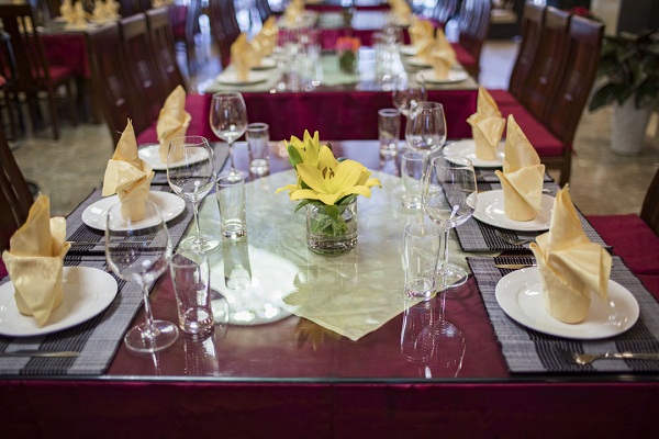 golden-town-sapa-restaurant-2.jpg