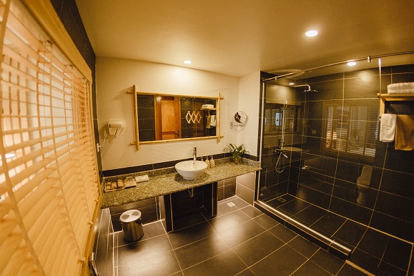 sapa-highland-resort-deluxe-room-7.jpg